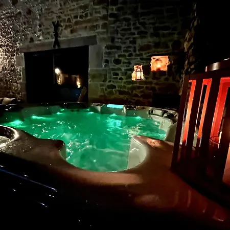 Villa La Grange Aux Souvenirs - Piscine Chauffee ,jacuzzi Et Terrain De Petanque *