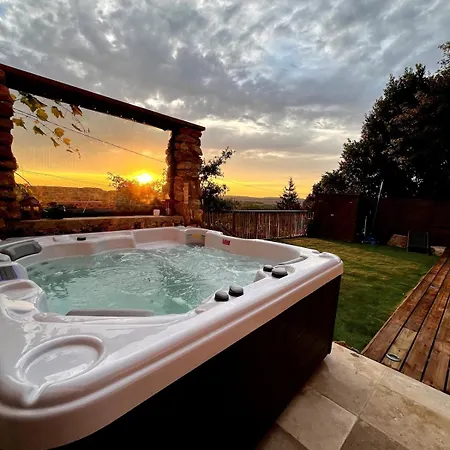 La Grange Aux Souvenirs - Piscine Chauffee ,jacuzzi Et Terrain De Petanque Villa Grezes (Dordogne)